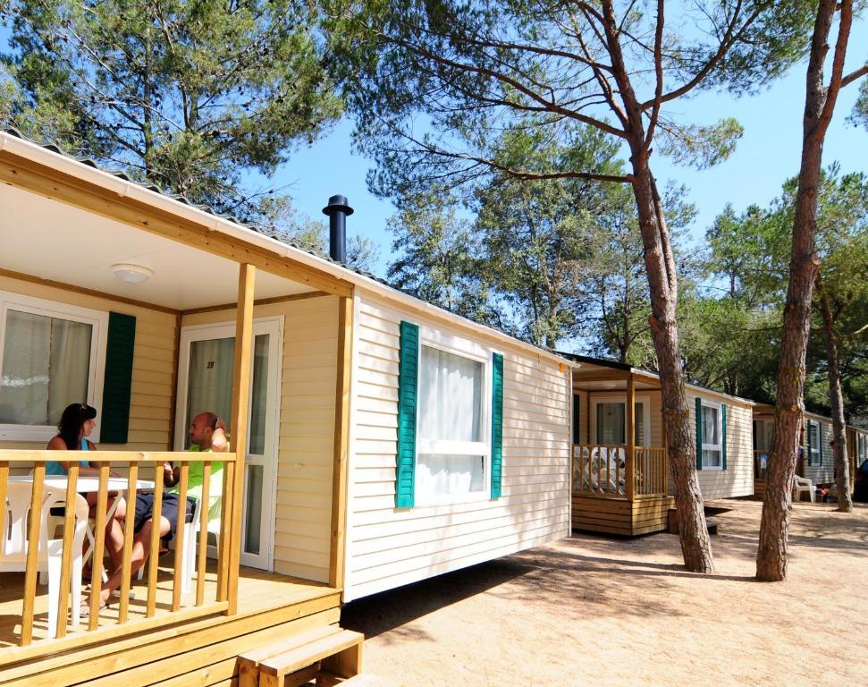 Camping Treumal Otel Sant Antoni De Calonge Oda fotoğraf