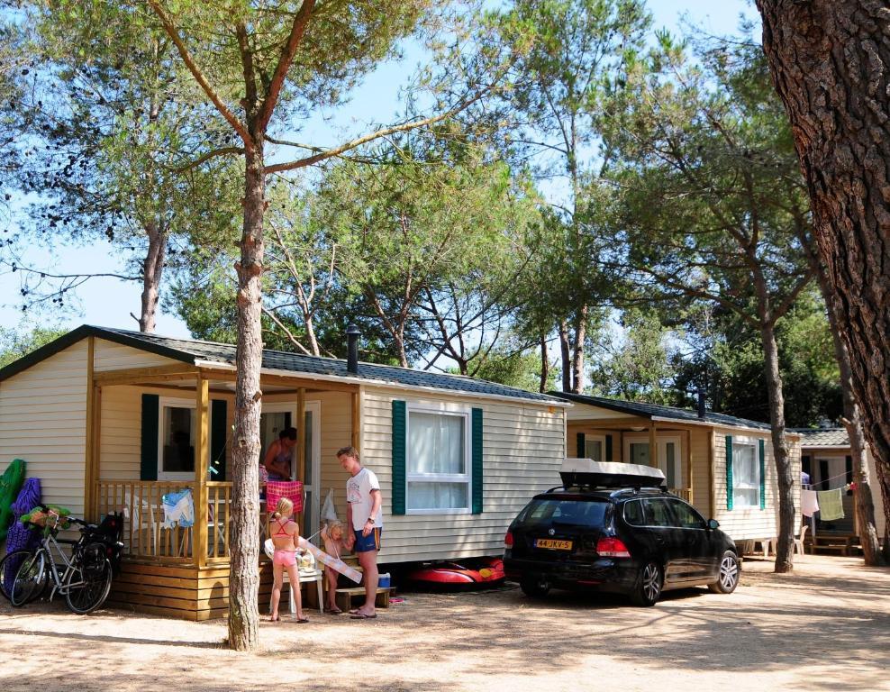 Camping Treumal Otel Sant Antoni De Calonge Oda fotoğraf